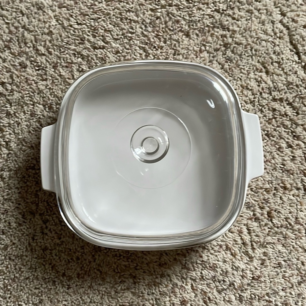 Corningware Casserole/Bake Dish with a Lid